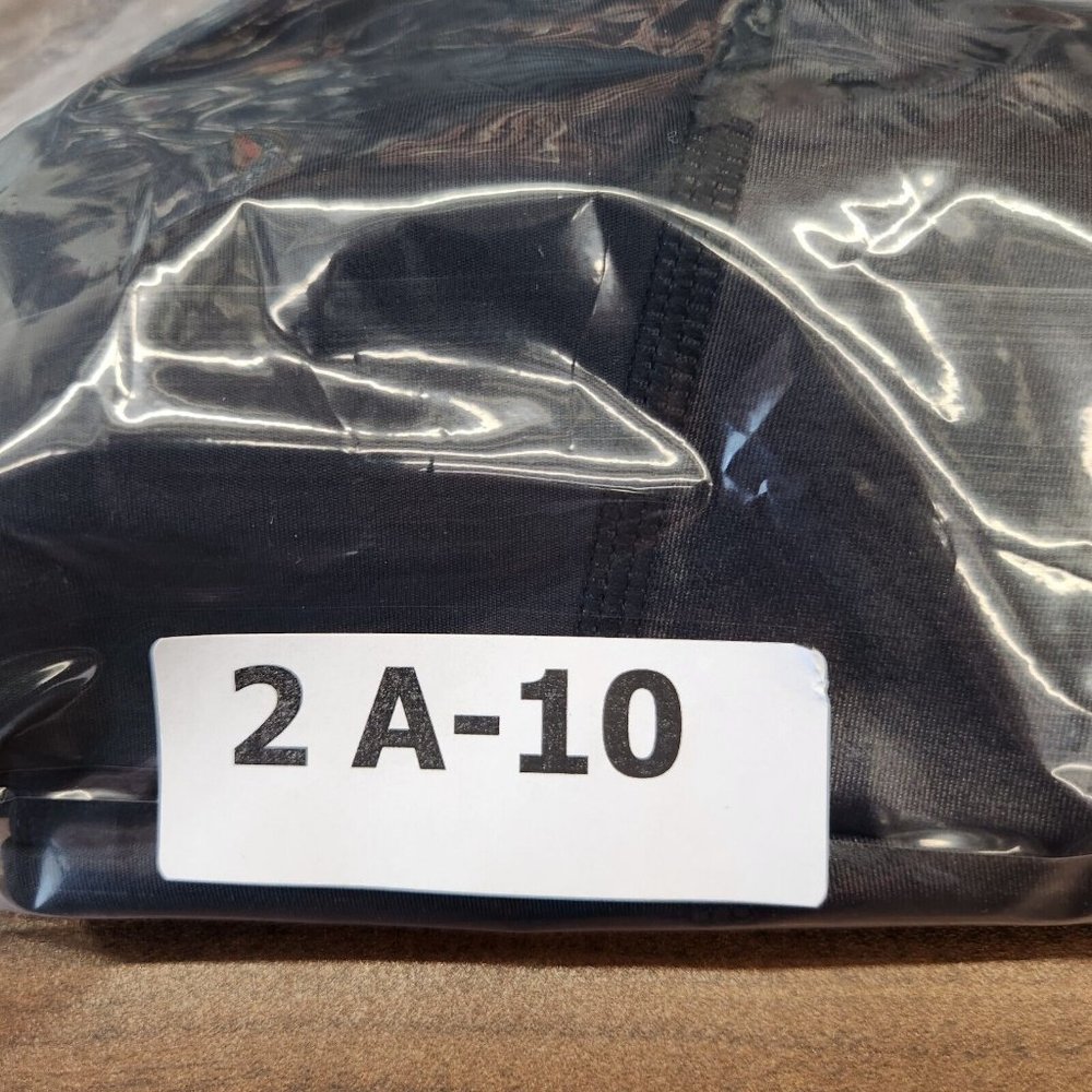 RVCA Sports Bra Adults XS Slick Black Matte Shine Womens New - Picture 10 of 10